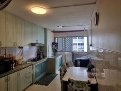 Blk 215 Bukit Batok Street 21 (Bukit Batok), HDB 3 Rooms #511856721
